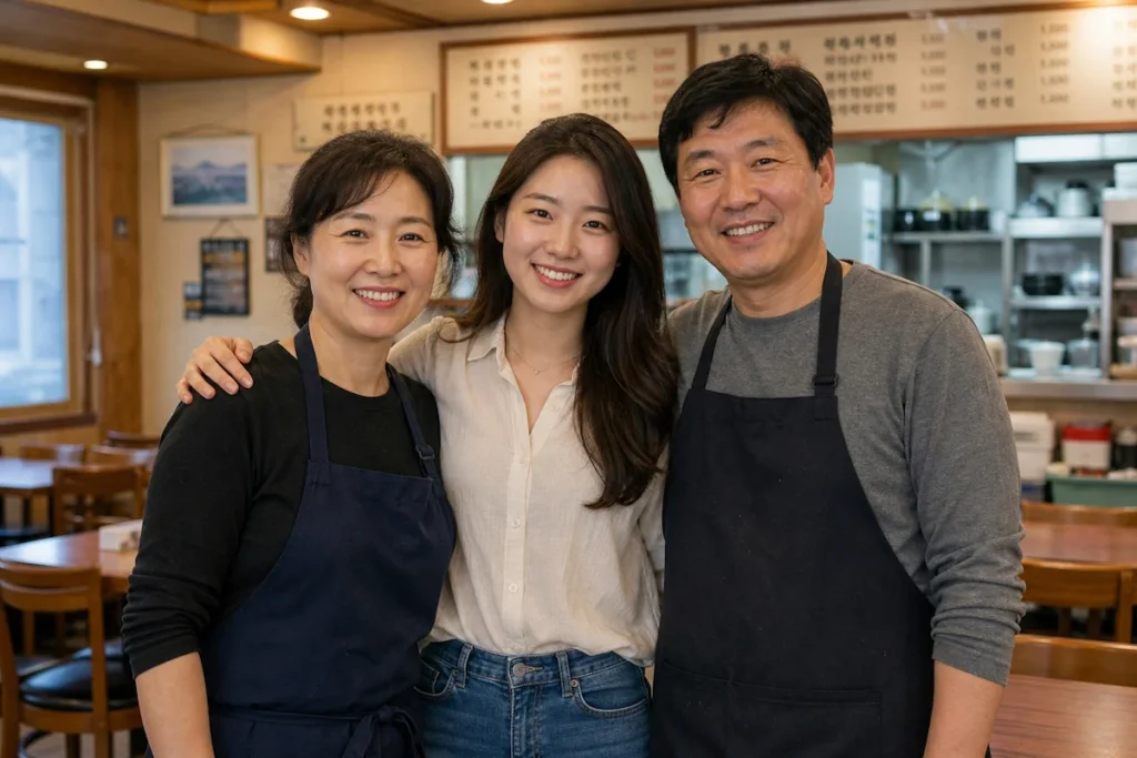 부모님 식당에서 가족사진