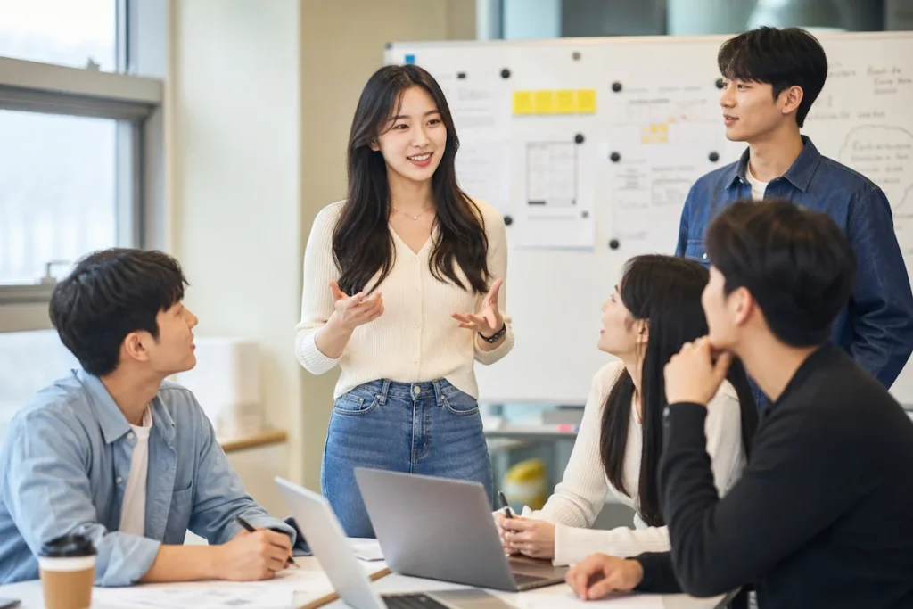팀 프레젠테이션에서 리더십을 보여주는 여학생